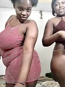 Snapshot of SweetSavage18 chatting on 12/03/25, 08:18 SweetSavage18 online show from 12/03/25, 08:18