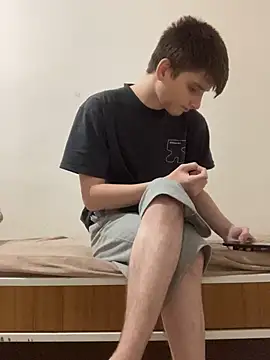 Snapshot of zackdelfon chatting on 11/29/25, 09:29 zackdelfon online show from 11/29/25, 09:29