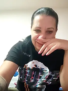 SugarDiamonds online show from 11/21/25, 08:24