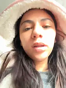 Snapshot of Shanell_c chatting on 11/21/25, 12:26 Shanell c online show from 11/21/25, 12:26