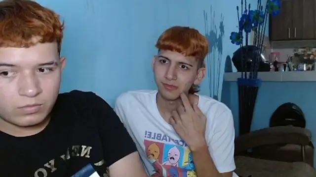 Snapshot of XxHefestoByApoloxX chatting on 11/03/25, 04:03 XxHefestoByApoloxX online show from 11/03/25, 04:03