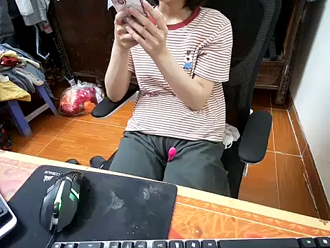 ---Lusi03--- online show from 04/02/26, 02:42