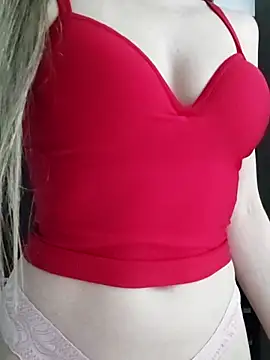 Snapshot of Melzinhasweet chatting on 11/29/25, 12:24 Melzinhasweet online show from 11/29/25, 12:24