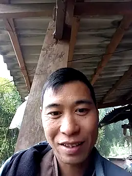 Snapshot of Kevin-n chatting on 11/03/25, 04:58 Kevin-n online show from 11/03/25, 04:58