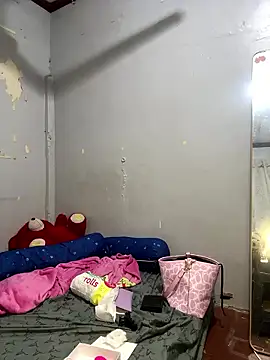 Snapshot of sexylove19 chatting on 01/14/26, 05:35 sexylove19 online show from 01/14/26, 05:35