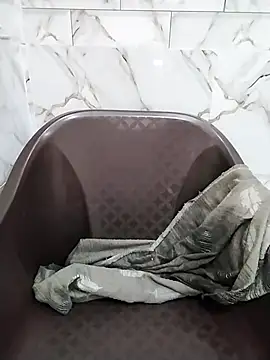 Snapshot of Neha_rani78 chatting on 11/11/25, 04:01 Neha rani78 online show from 11/11/25, 04:01