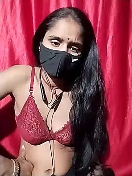 Your-Aisha online show from 11/23/25, 04:29