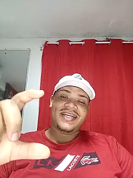 Snapshot of monicaquadro01 chatting on 11/07/25, 09:09 monicaquadro01 online show from 11/07/25, 09:09