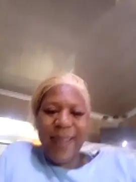 Snapshot of juicylips58 chatting on 11/30/25, 03:49 juicylips58 online show from 11/30/25, 03:49