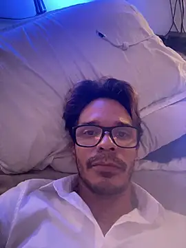 Antoniobiague online show from 02/15/26, 02:19