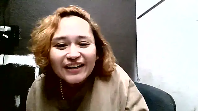 Snapshot of Eclipsedice chatting on 11/21/25, 11:58 Eclipsedice online show from 11/21/25, 11:58