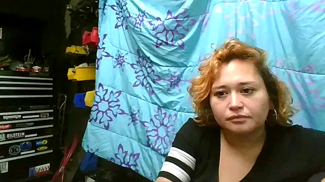 Snapshot of Eclipsedice chatting on 11/27/25, 01:46 Eclipsedice online show from 11/27/25, 01:46