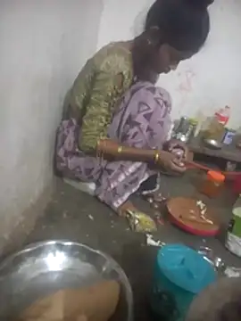 Snapshot of Jooli_cuty chatting on 11/09/25, 12:09 Jooli cuty online show from 11/09/25, 12:09