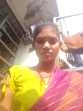 Snapshot of Jooli_cuty chatting on 11/30/25, 05:22 Jooli cuty online show from 11/30/25, 05:22