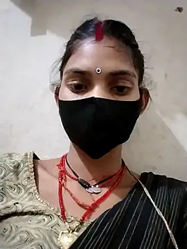 Snapshot of Jooli_cuty chatting on 12/18/25, 01:06 Jooli cuty online show from 12/18/25, 01:06