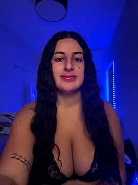 Snapshot of jojoa23 chatting on 11/18/25, 11:03 jojoa23 online show from 11/18/25, 11:03