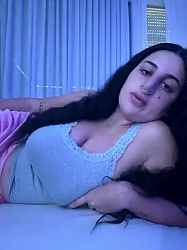 Snapshot of jojoa23 chatting on 01/19/26, 01:04 jojoa23 online show from 01/19/26, 01:04