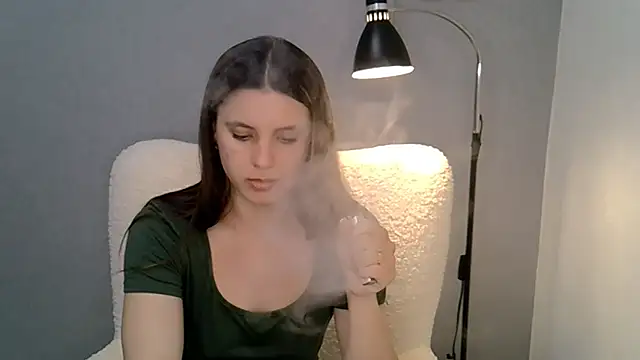 KiraHoney online show from 05/17/26, 04:58
