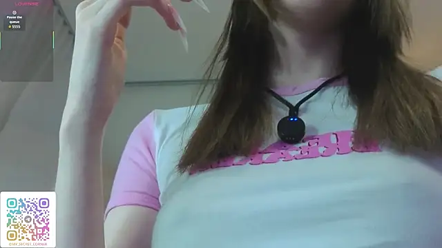 Snapshot of NamMastel chatting on 12/20/25, 01:12 NamMastel online show from 12/20/25, 01:12