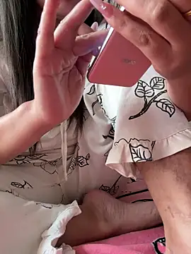 Snapshot of xiaozhu-88 chatting on 11/09/25, 06:33 xiaozhu-88 online show from 11/09/25, 06:33