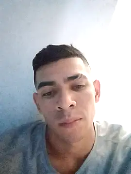 Snapshot of Drian1010 chatting on 11/03/25, 05:36 Drian1010 online show from 11/03/25, 05:36