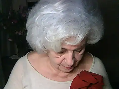 Snapshot of ValeriaKroww chatting on 11/14/25, 06:28 ValeriaKroww online show from 11/14/25, 06:28