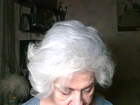 Snapshot of ValeriaKroww chatting on 12/13/25, 08:14 ValeriaKroww online show from 12/13/25, 08:14