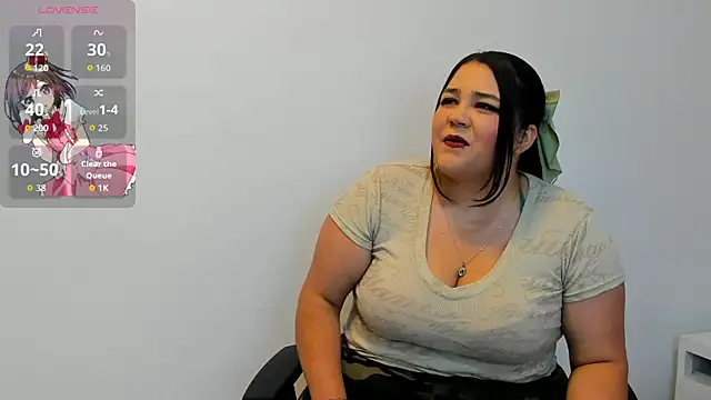 Snapshot of Lilith_Aliany_ chatting on 11/21/25, 01:21 Lilith Aliany online show from 11/21/25, 01:21