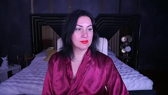 VelvetLuck online show from 11/24/25, 02:17