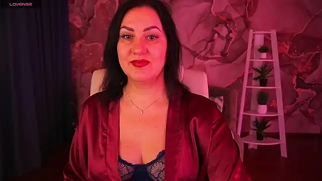 VelvetLuck online show from 12/16/25, 02:22