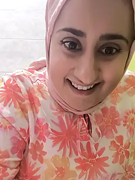 Snapshot of buseck_k chatting on 11/04/25, 10:47 buseck k online show from 11/04/25, 10:47