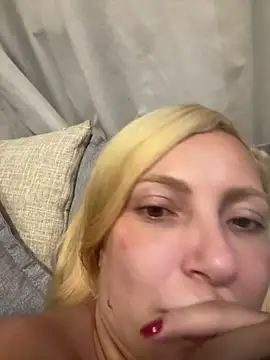 melisboa online show from 02/17/26, 03:47