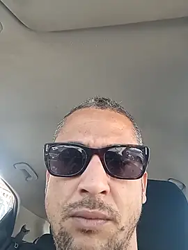 Arrombador20 online show from 04/21/26, 12:44