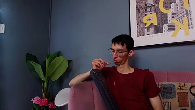 Snapshot of ZyroNight chatting on 11/25/25, 07:25 ZyroNight online show from 11/25/25, 07:25