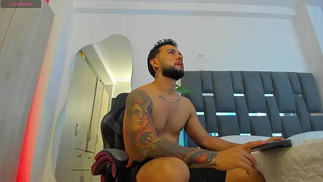 noah corvelle online show from 03/25/26, 02:28