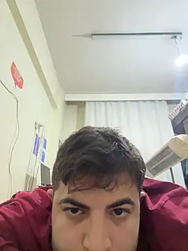 Snapshot of Muvvt chatting on 11/05/25, 05:02 Muvvt online show from 11/05/25, 05:02