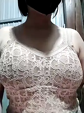 Niramiu online show from 11/28/25, 03:20