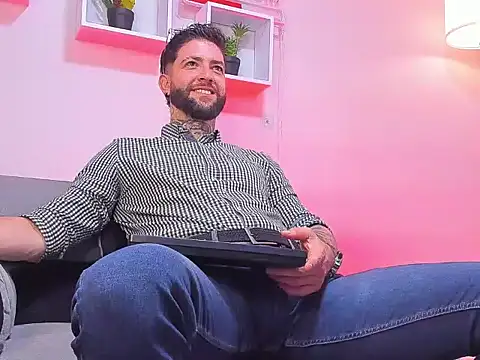 Supreme Alpha online show from 12/01/25, 08:36