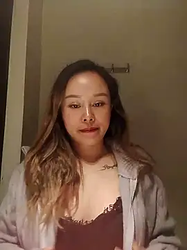 Snapshot of thu-cuoi chatting on 11/21/25, 09:30 thu-cuoi online show from 11/21/25, 09:30