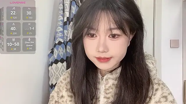 Xiaoji61 online show from 12/05/25, 05:05