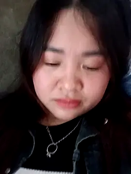 Bee-bgolden online show from 01/08/26, 07:43