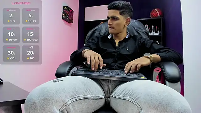 Alex king27 online show from 01/17/26, 05:34