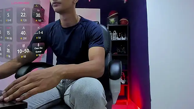Alex king27 online show from 05/15/26, 01:23