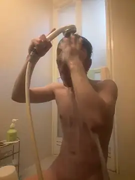 ippei0001 online show from 02/12/26, 09:48