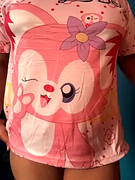 Snapshot of _Johana_ chatting on 11/08/25, 09:02 Johana online show from 11/08/25, 09:02