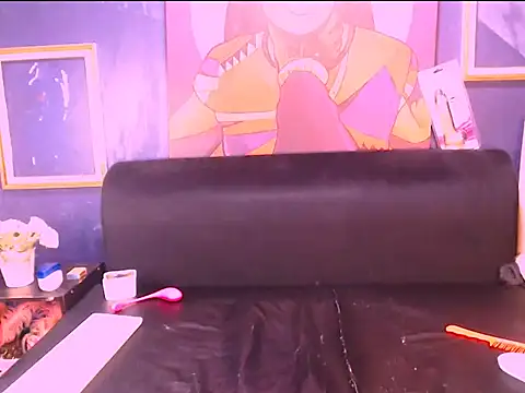 Snapshot of Slipperyebony chatting on 12/19/25, 06:42 Slipperyebony online show from 12/19/25, 06:42