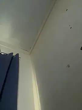 Snapshot of cythereasunrise chatting on 11/05/25, 01:27 cythereasunrise online show from 11/05/25, 01:27