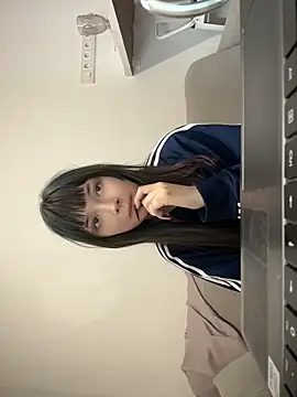 Lissssssa online show from 04/15/26, 11:39