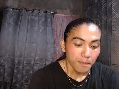 Snapshot of ursexykittykat_xx chatting on 07/01/26, 11:23 ursexykittykat xx online show from 07/01/26, 11:23