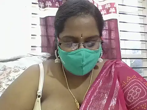 hootypriya online show from 01/14/26, 12:11